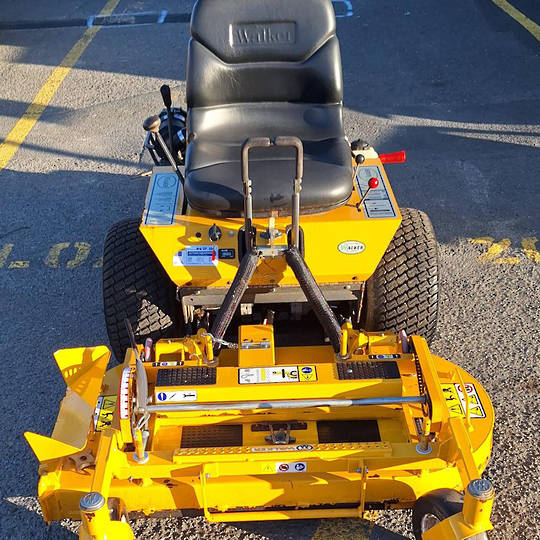 USED 2011 Walker MBV18 Zero-Turn Mower